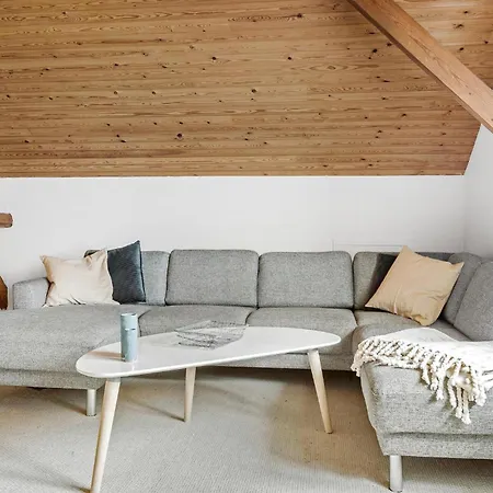 بيت للعطل 3 Bedroom In *